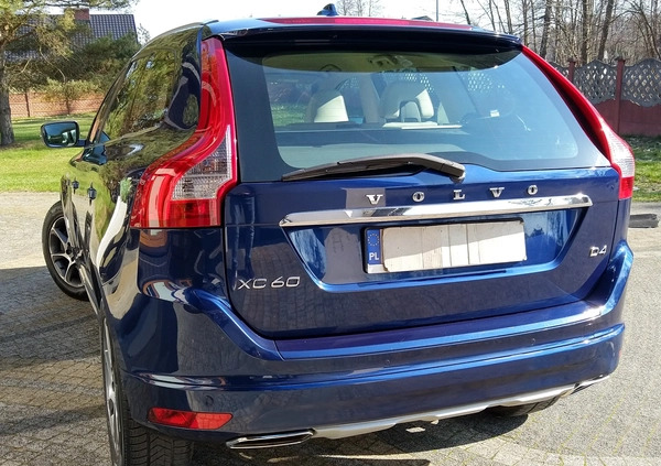 Volvo XC 60 cena 80000 przebieg: 135000, rok produkcji 2017 z Orzesze małe 172